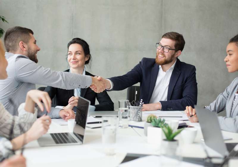 高い交渉力と現場での実績